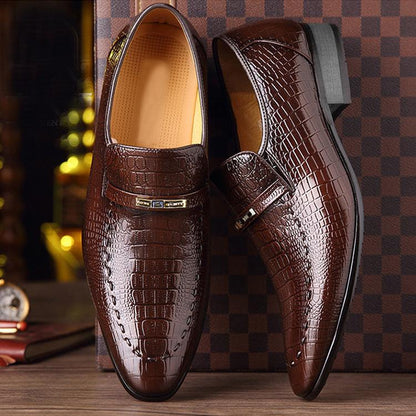 Imitation crocodile pattern men's casual embossed leather shoes