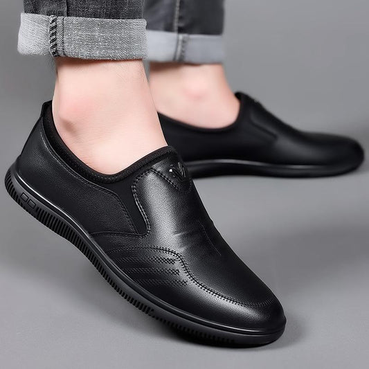 Slip-on casual leather shoes