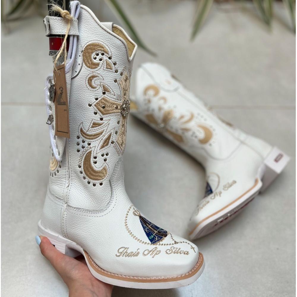 White Vintage Embroidered V Knight Boots